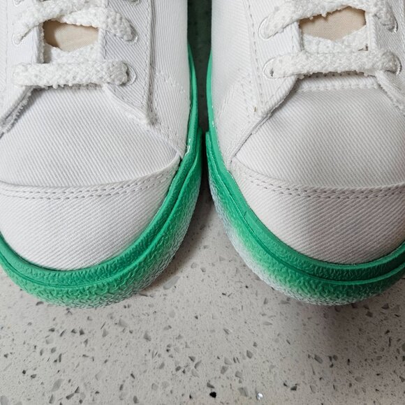 Nike Blazer Mid 77 Size 10 womens/8.5 mens new damaged box green white christmas - Picture 6 of 16